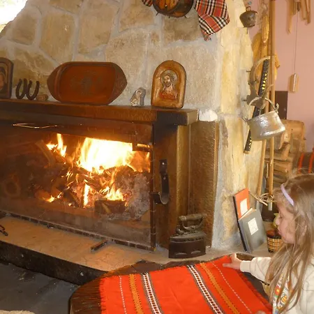 Black Horse Guest house 2*